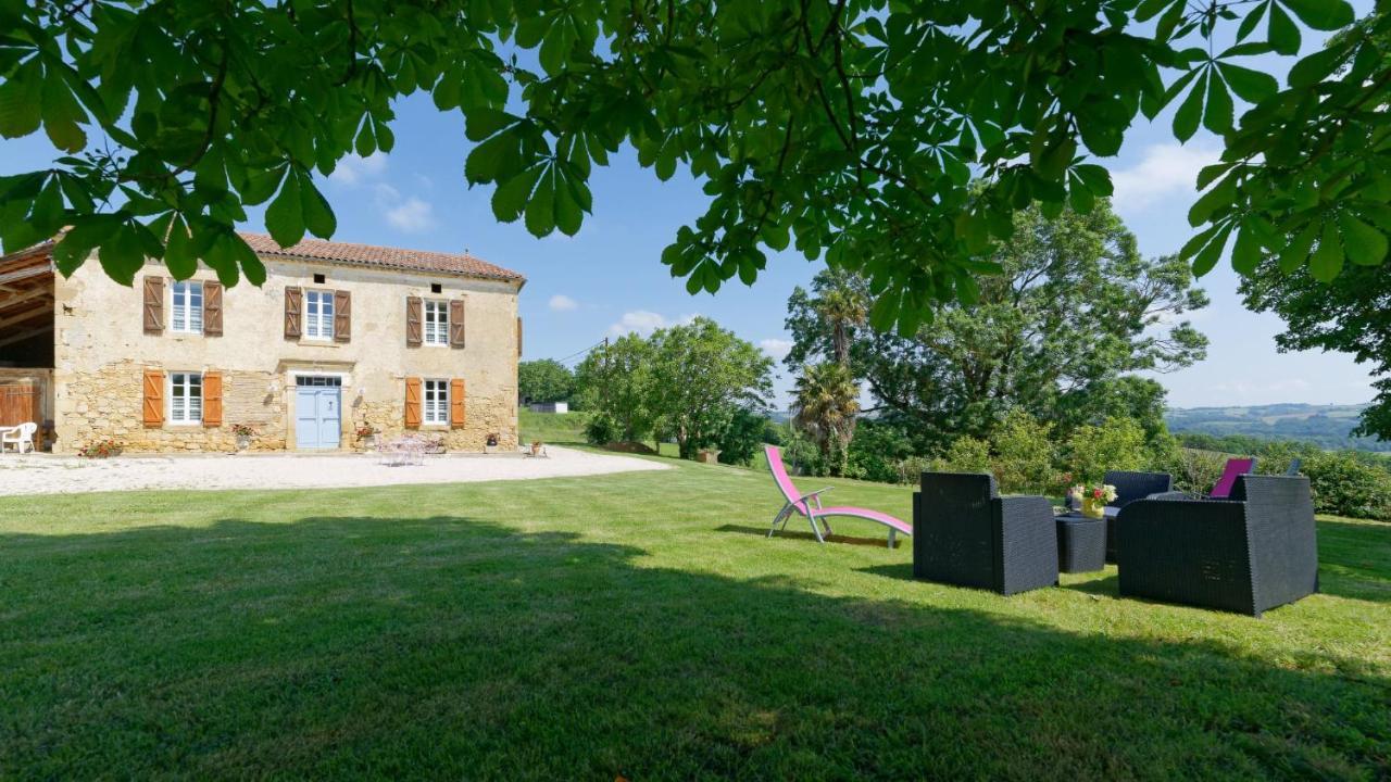 Le Guitou Villa Monlezun Eksteriør billede