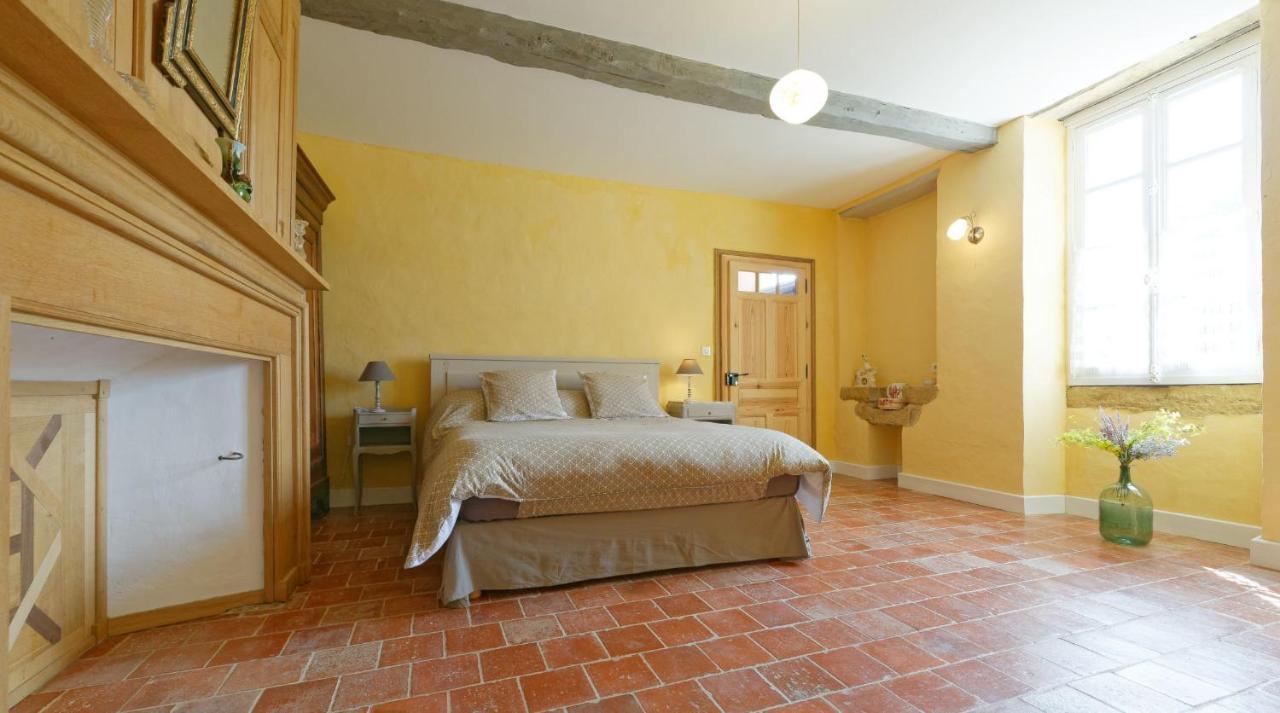 Le Guitou Villa Monlezun Eksteriør billede
